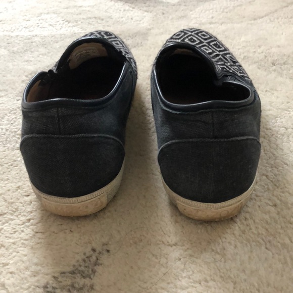 Kim&Zozi Slipons with lift size 9 - Picture 2 of 4